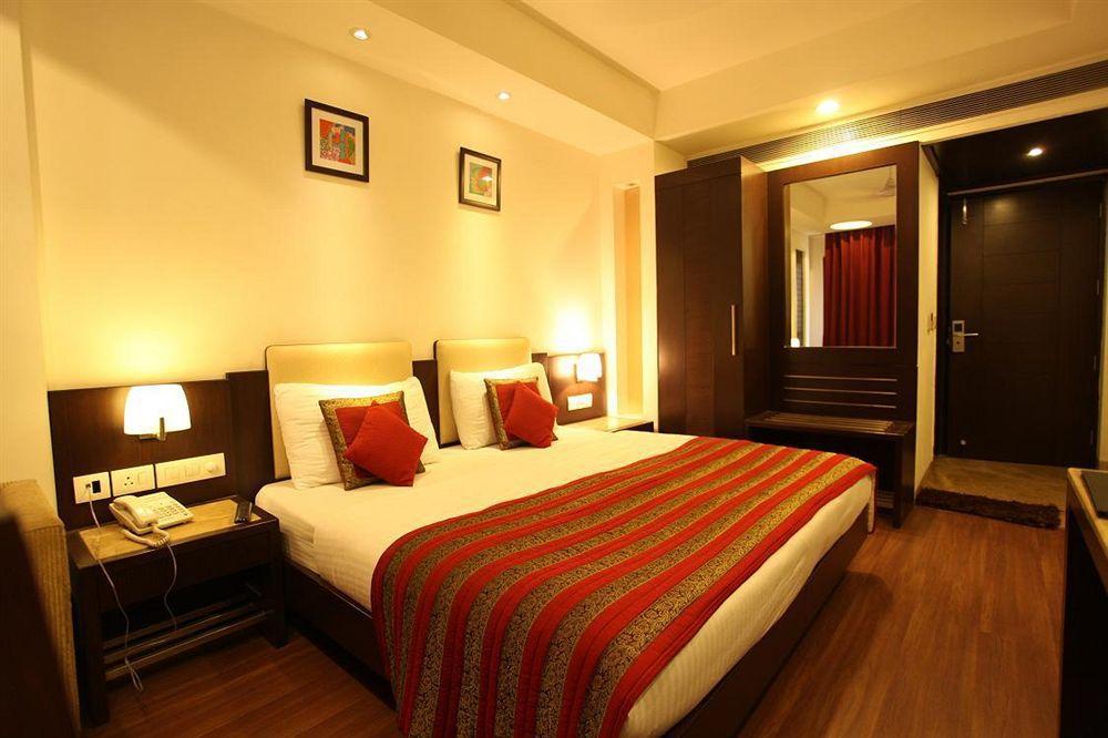 The Prime Balaji Deluxe At New Delhi Railway Station - Free Airport Pickup Hotel Exterior photo