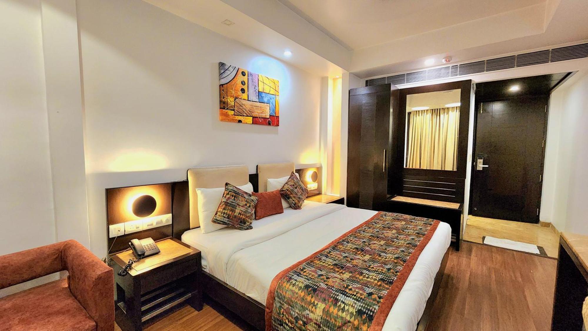 The Prime Balaji Deluxe At New Delhi Railway Station - Free Airport Pickup Hotel Exterior photo