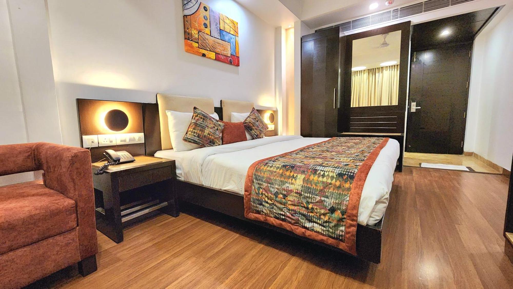 The Prime Balaji Deluxe At New Delhi Railway Station - Free Airport Pickup Hotel Exterior photo