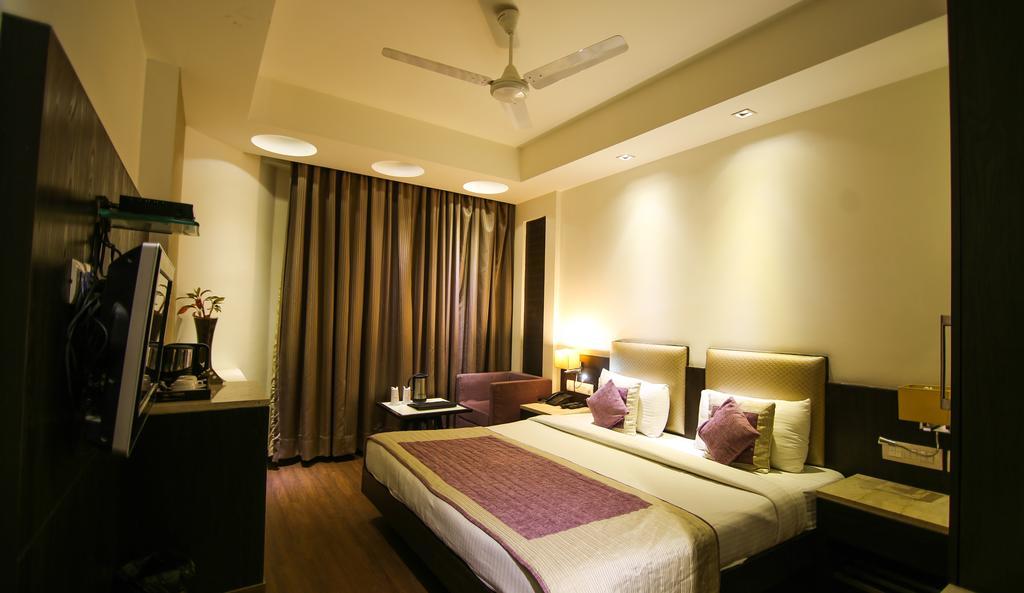 The Prime Balaji Deluxe At New Delhi Railway Station - Free Airport Pickup Hotel Exterior photo