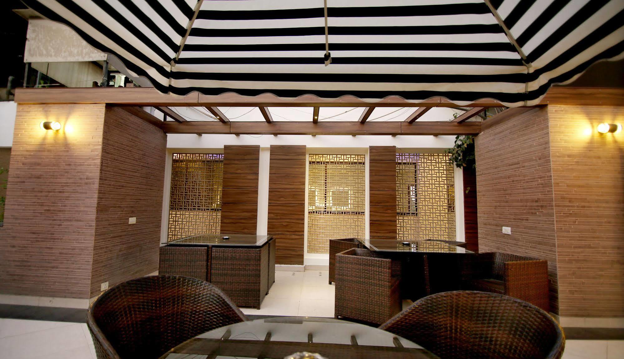 The Prime Balaji Deluxe At New Delhi Railway Station - Free Airport Pickup Hotel Exterior photo