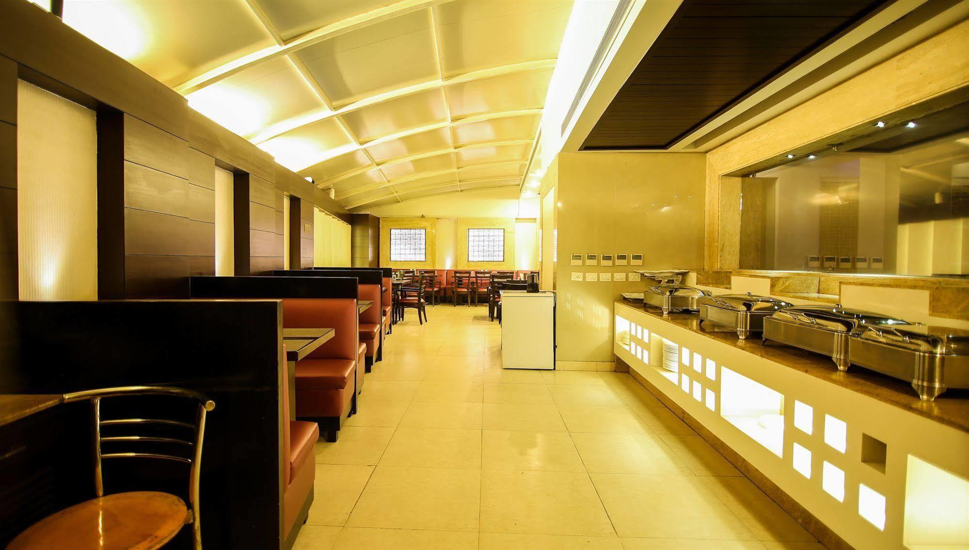 The Prime Balaji Deluxe At New Delhi Railway Station - Free Airport Pickup Hotel Exterior photo